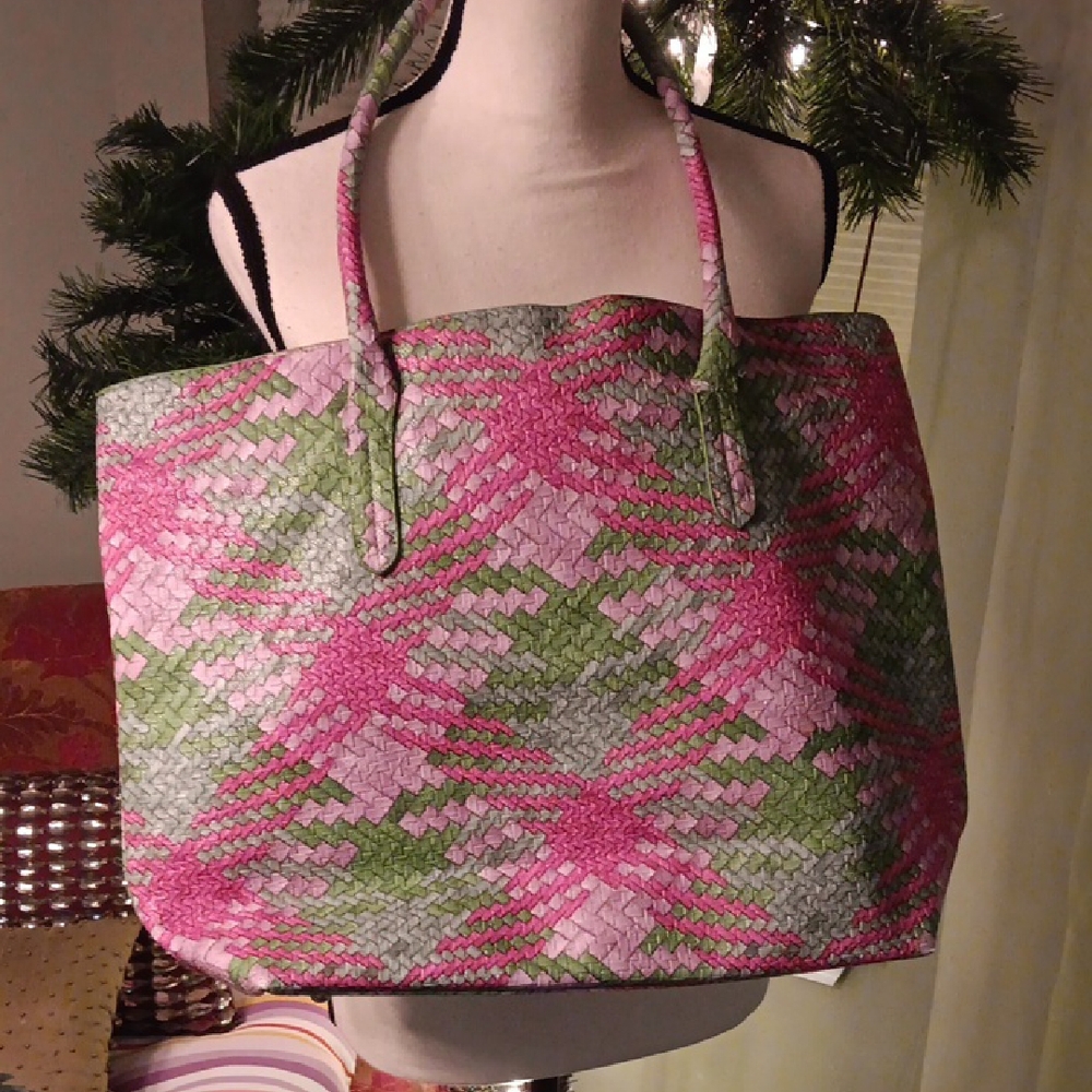 Pink & Green LARGE weave Priced For One Strap Needs Sewing Back On 21 inches